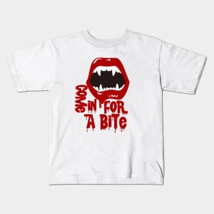 come in for a bite Kids T-Shirt